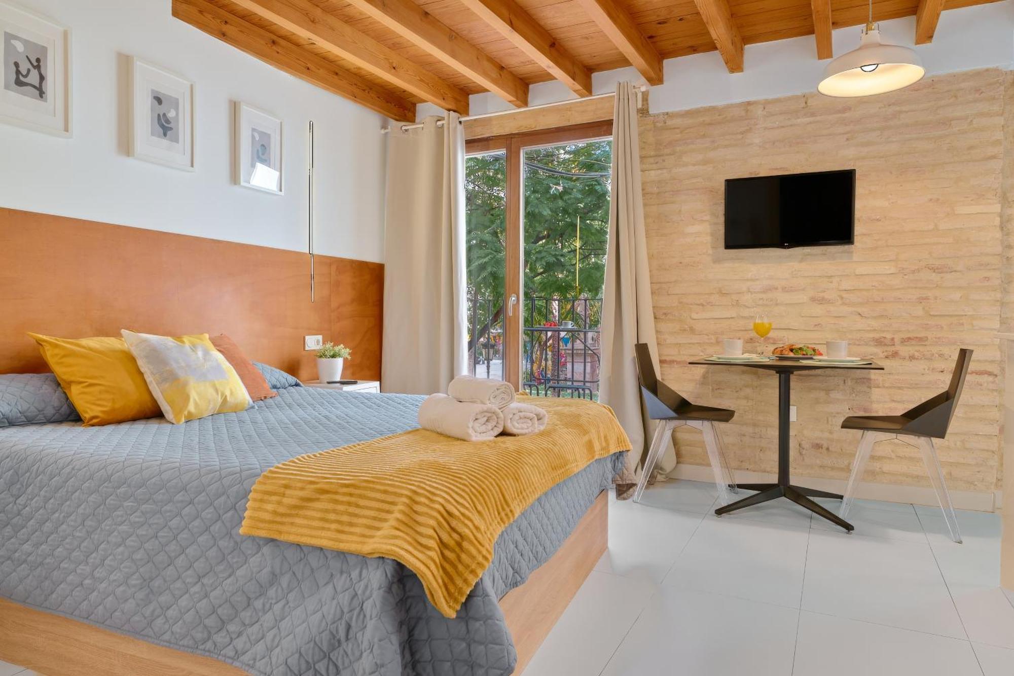 Apartamento De Diseno En La Plaza Del Carmen F1 Valencia Bagian luar foto